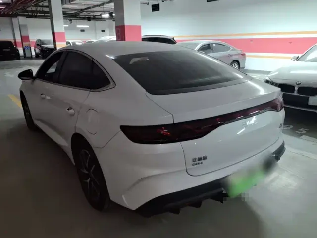 BYD Qin L — Фото автомобиля 4
