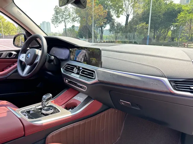 BMW X5 — Фото автомобиля 9