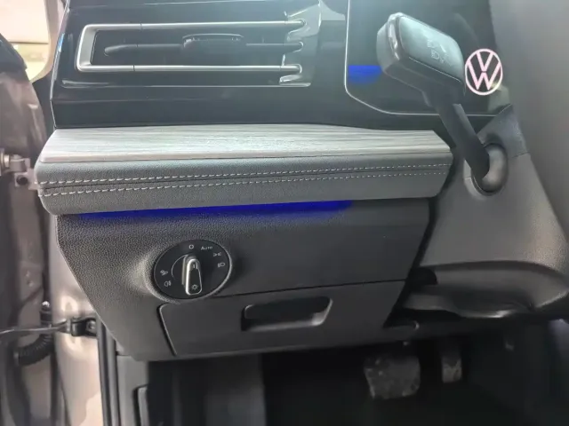 Volkswagen Sagitar — Фото автомобиля 10