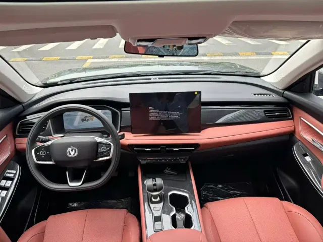 Changan CS75 — Фото автомобиля 5