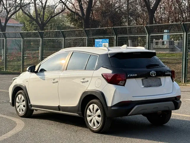 Toyota YARiS L Zhi Xuan — Фото автомобиля 13