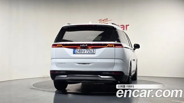 Kia Carnival 4th Gen — Фото автомобиля 4