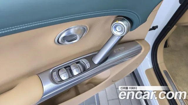 Genesis GV60 — Фото автомобиля 28