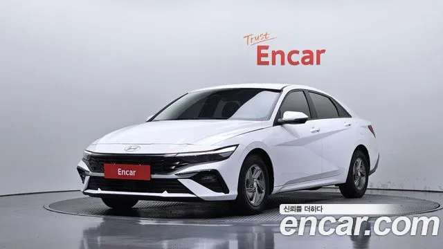 Фотография автомобиля — Hyundai Avante CN7