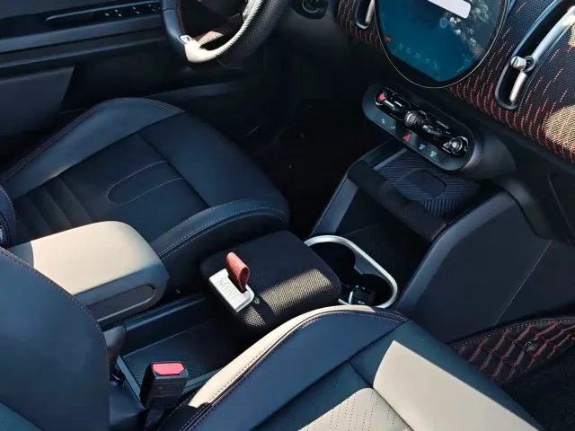 MINI JCW COUNTRYMAN — Фото автомобиля 11