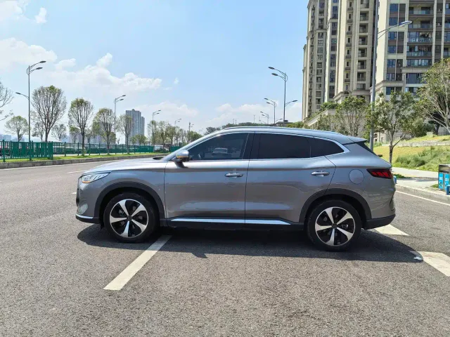BYD Song PLUS — Фото автомобиля 7