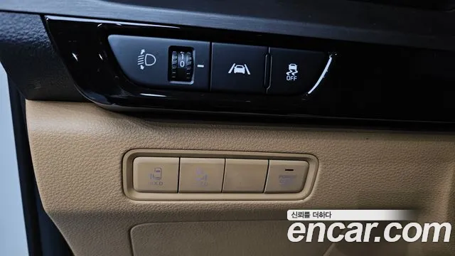 Kia Canival Carnival 4 поколение Дизель 9 мест Prestige — Фото автомобиля 13