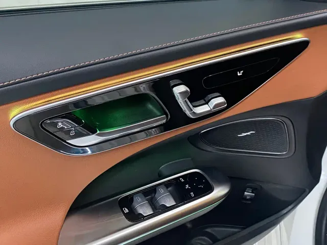 Mercedes-Benz C-Class — Фото автомобиля 12