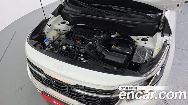 Kia Seltos — Фото автомобиля 9