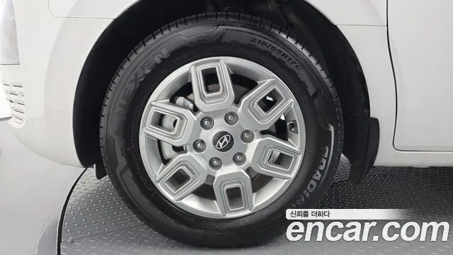 Hyundai Staria — Фото автомобиля 5
