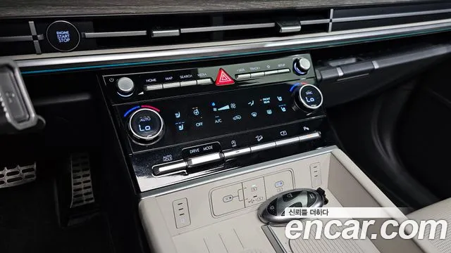 Hyundai Santafe Santa Fe (MX5) Бензин 2.5T 2WD — Фото автомобиля 23