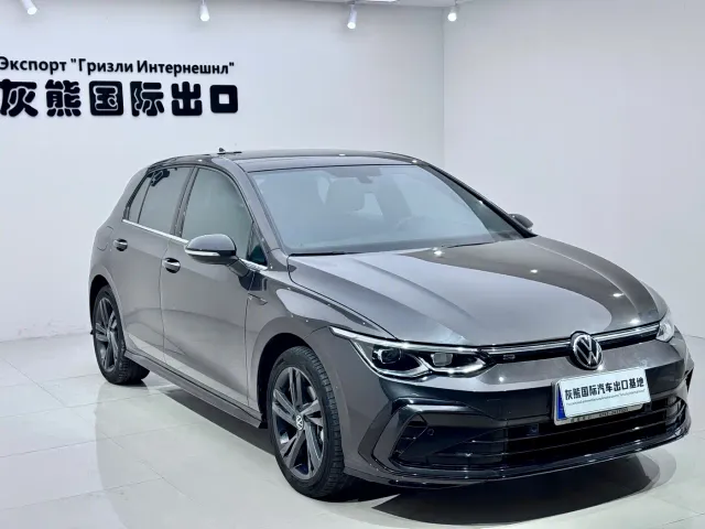 Volkswagen Golf — Фото автомобиля 3
