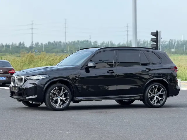 BMW X5 — Фото автомобиля 7