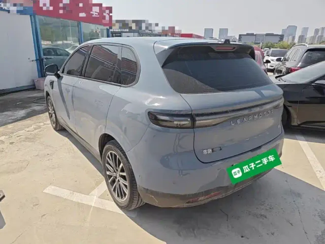 Leapmotor B10 — Фото автомобиля 4
