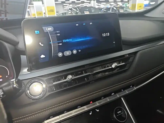Chery Tiggo 8 — Фото автомобиля 12