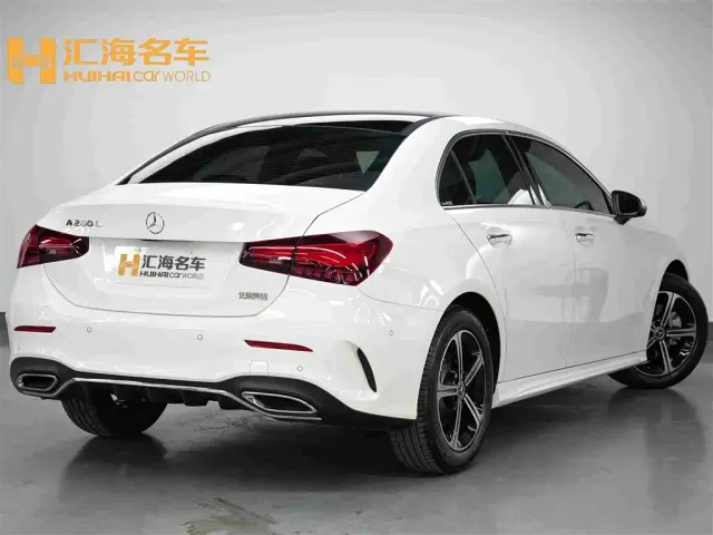 Mercedes-Benz A-Class — Фото автомобиля 6