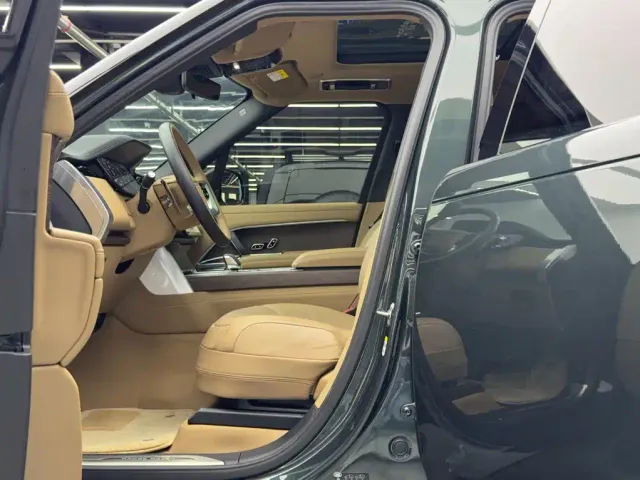 Land Rover Range Rover — Фото автомобиля 8