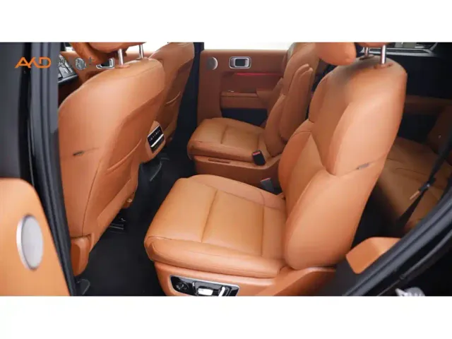 Li Auto L8 — Фото автомобиля 7
