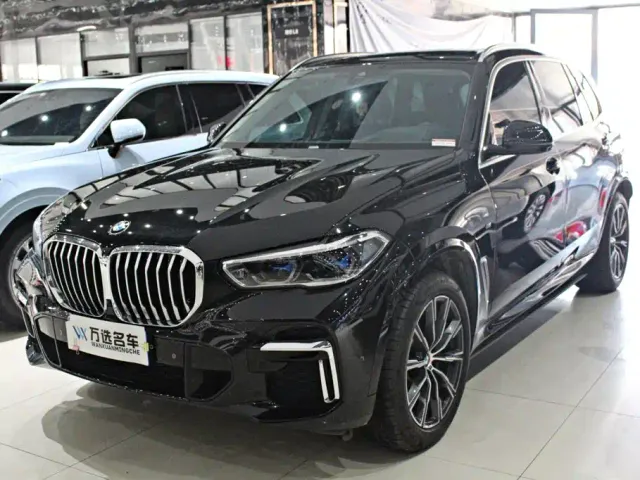 BMW X5 — Фото автомобиля 2