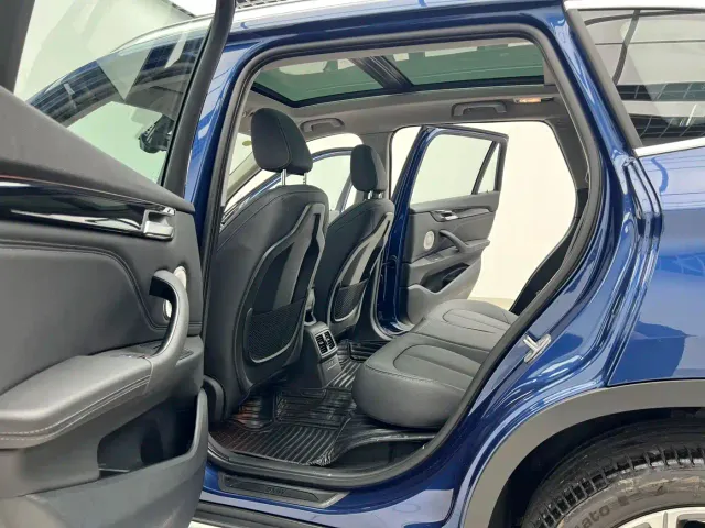 BMW X1 — Фото автомобиля 14