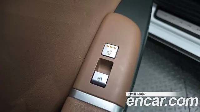 Hyundai Grandeur GN7 — Фото автомобиля 18