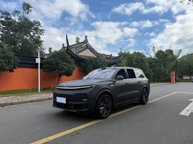 Фотография автомобиля — Li Auto L9