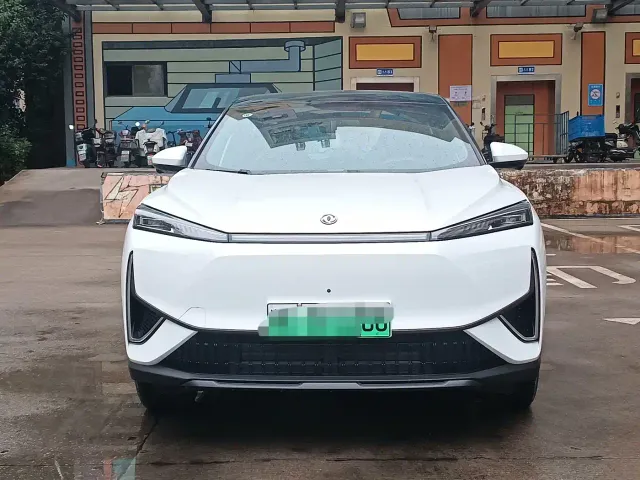 Dongfeng Fengshen L7 — Фото автомобиля 2