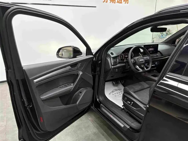 Audi Q5L — Фото автомобиля 6