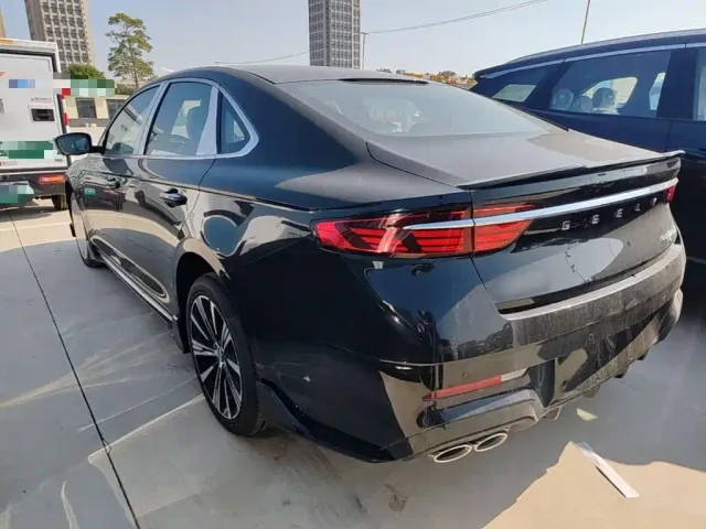 Geely Xingrui — Фото автомобиля 4
