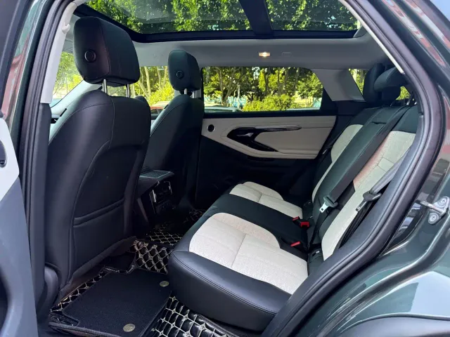 Land Rover Range Rover Evoque — Фото автомобиля 12