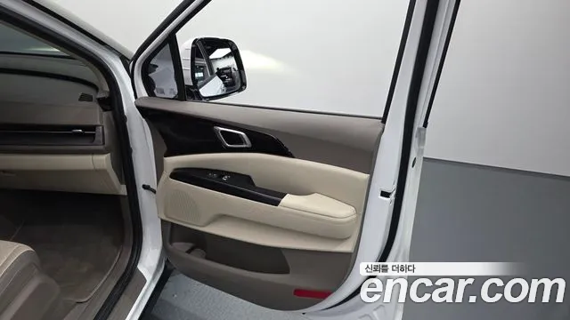 Kia Carnival 4th Gen — Фото автомобиля 14
