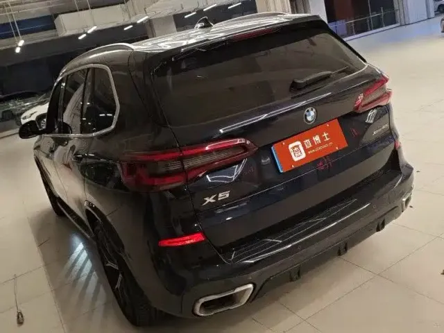 BMW X5 — Фото автомобиля 7