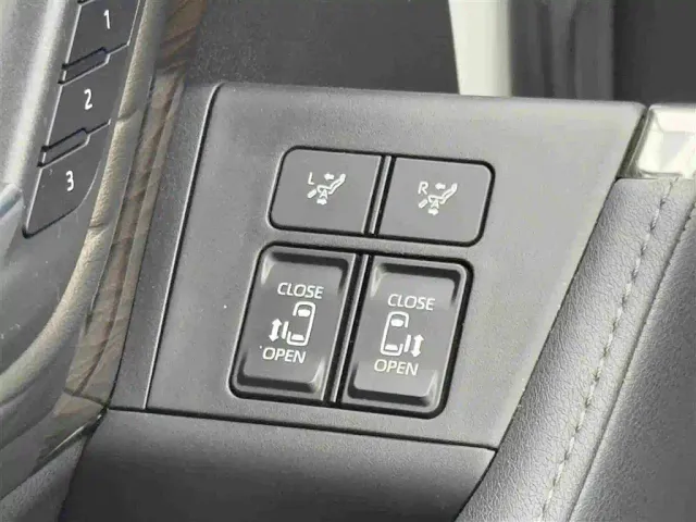 Toyota Alphard — Фото автомобиля 18
