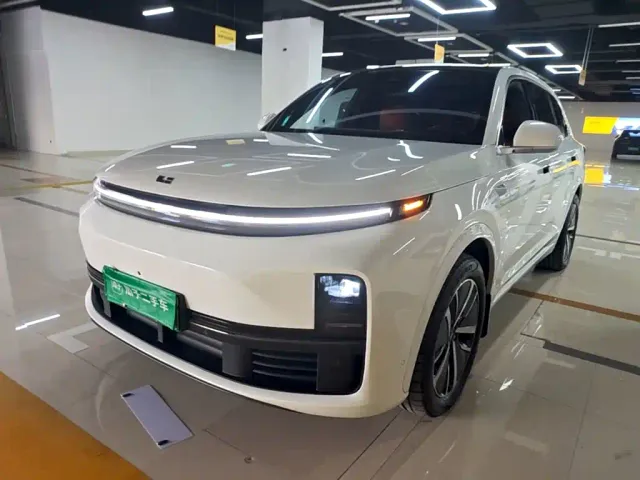 Фотография автомобиля — Li Auto L7