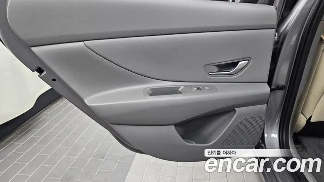Hyundai Avante CN7 — Фото автомобиля 14