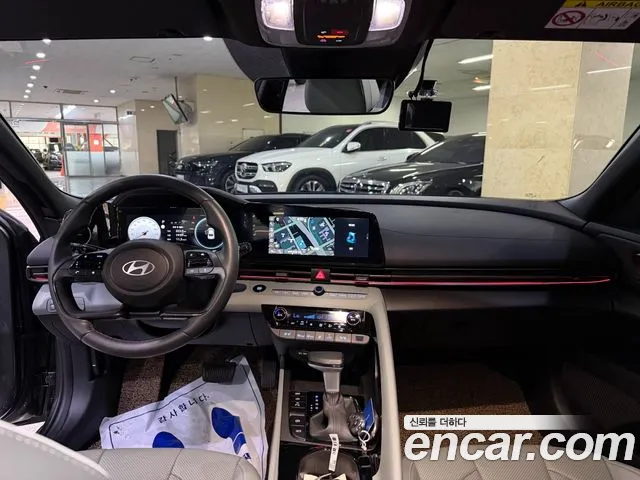 Hyundai Avante CN7 — Фото автомобиля 8