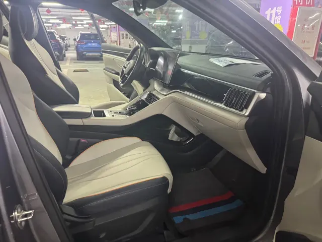 BYD Song PLUS — Фото автомобиля 5