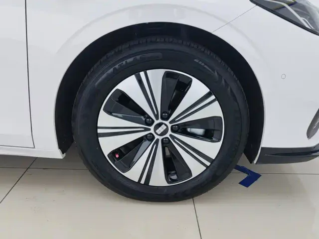 Geely Galaxy A7 — Фото автомобиля 6