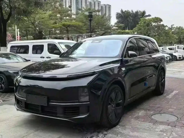 Фотография автомобиля — Li Auto L9