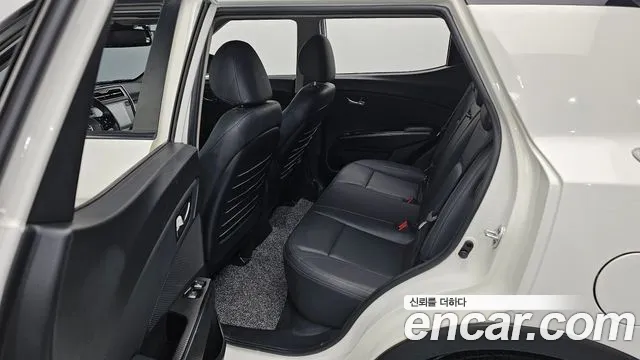 KG_Mobility_Ssangyong TIBOLI Very New Tivoli Бензин 1.5 2WD — Фото автомобиля 12