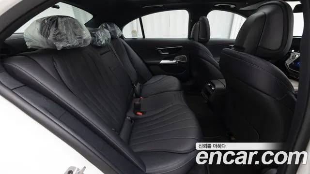Mercedes-Benz E-Class W214 — Фото автомобиля 10