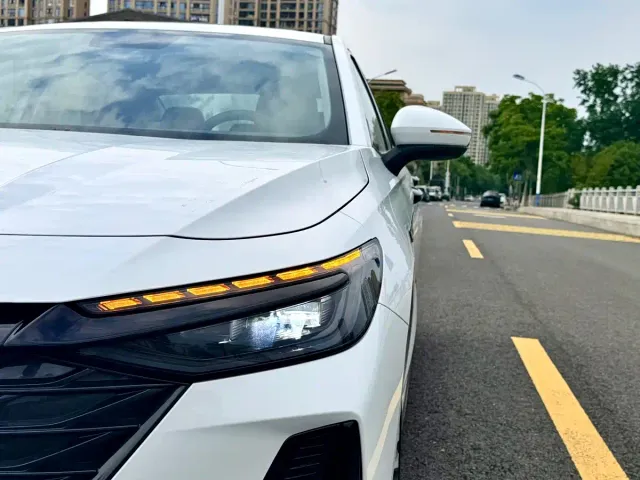 Chery Arrizo 8 — Фото автомобиля 4