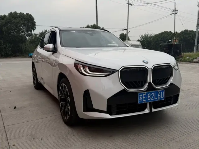 BMW X3 — Фото автомобиля 3