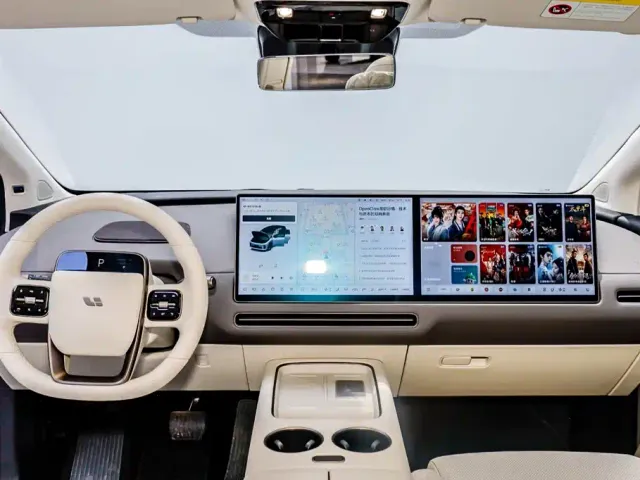 Li Auto Li i8 2025 Standard Edition — Фото автомобиля 17
