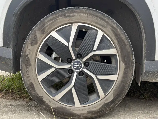 BYD Song L DM-i — Фото автомобиля 13