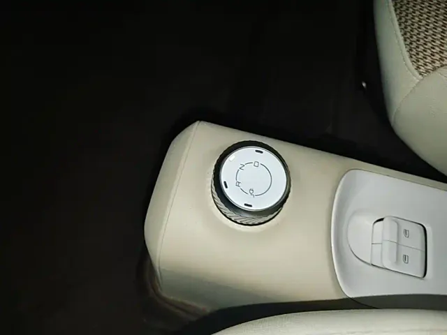 Wuling Hongguang Mini EV — Фото автомобиля 13