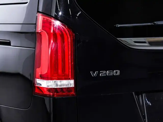 Mercedes-Benz V-Class — Фото автомобиля 11