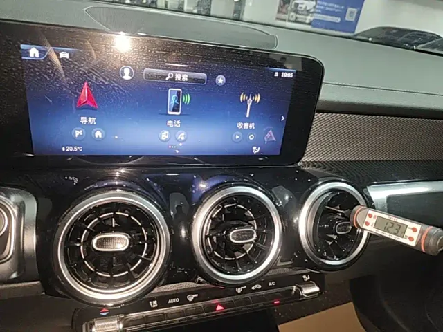 Mercedes-Benz GLB-Class — Фото автомобиля 12