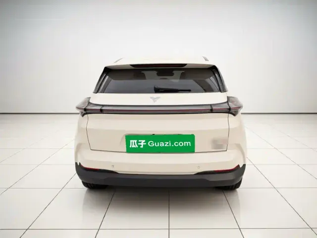Nezha Auto Neta U 2021 Pro 400 Cruise Edition — Фото автомобиля 3