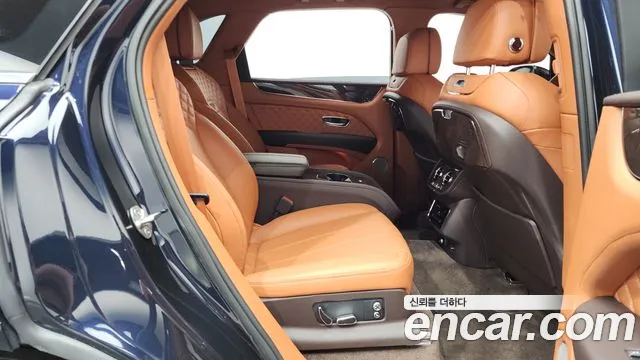 Bentley Bentayga Bentayga — Фото автомобиля 9